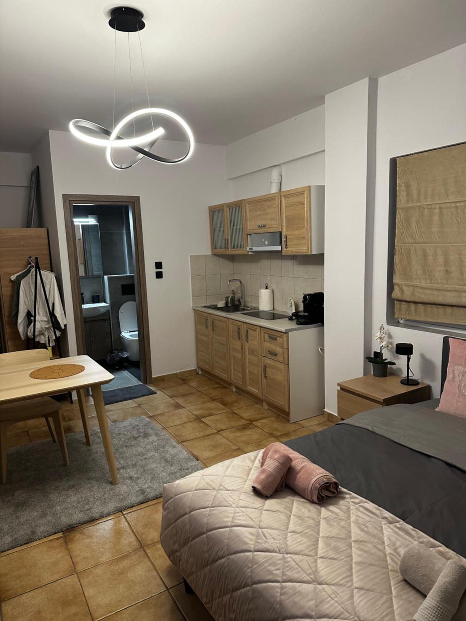 Νεάπολη Lárissa Exterior foto